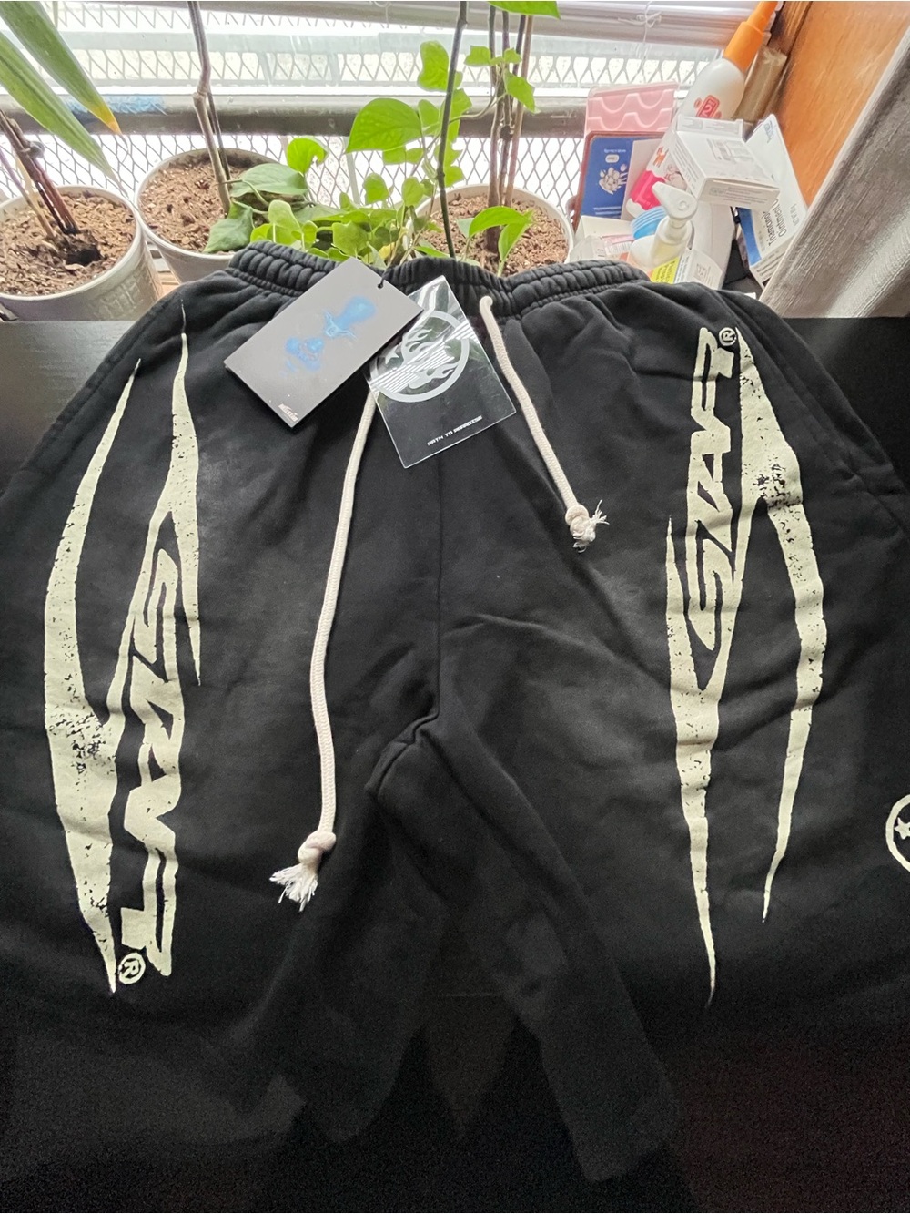 Hellstar Shorts, Size small in Men